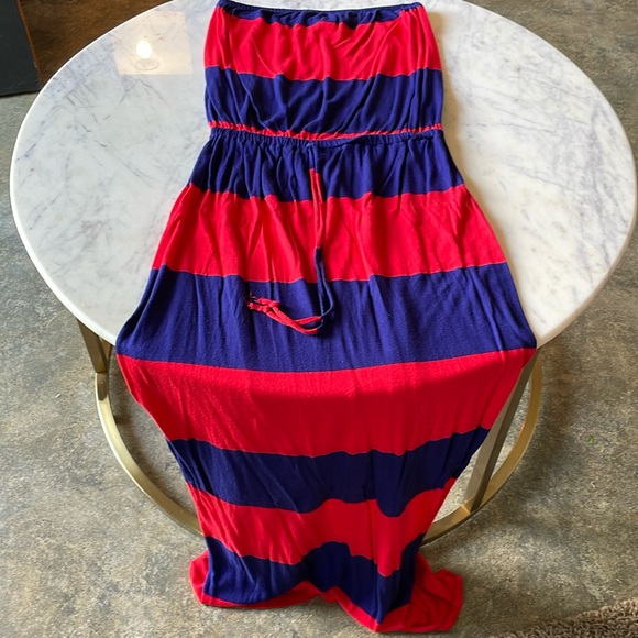 Old Navy Dresses & Skirts - Old Navy Strapless Maxi Dress Size XS
